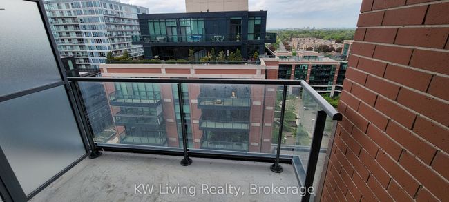 1117 - 31 Tippett Rd, Condo with 1 bedrooms, 1 bathrooms and null parking in Toronto ON | Image 5