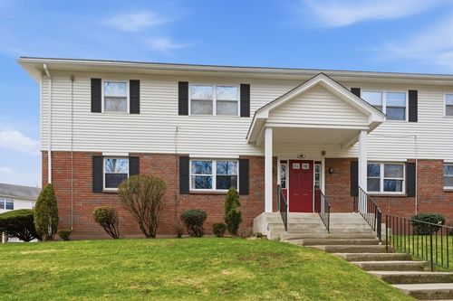 b-80 Colonial Cir, Chicopee, MA, 01020-1956 | Card Image