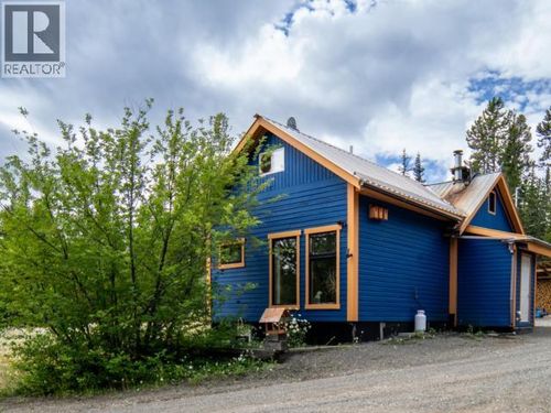 198 Taku Blvd, House with 1 bedrooms, 1 bathrooms and null parking in Tagish YT | Card Image