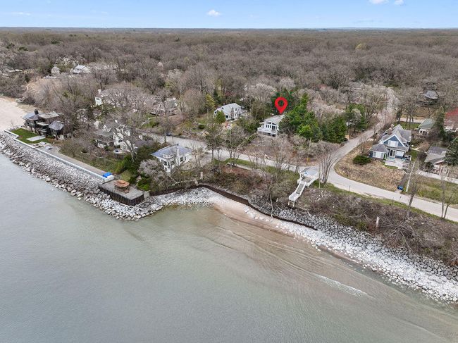 4103 Lake Shore Dr, House other with 5 bedrooms, 4 bathrooms and null parking in New Buffalo MI | Image 4