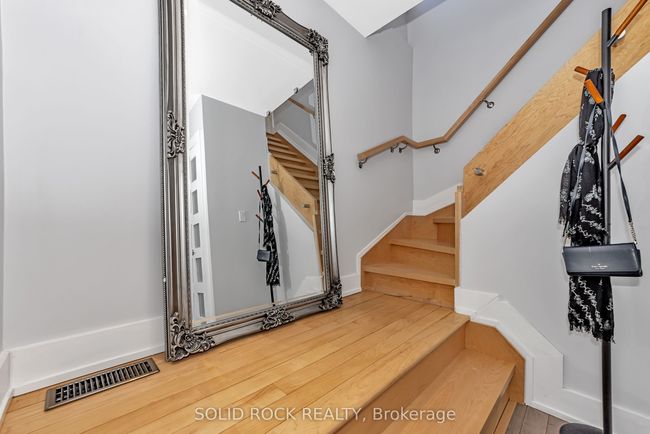 292 Currell Ave, House other with 3 bedrooms, 3 bathrooms and 2 parking in Ottawa ON | Image 12