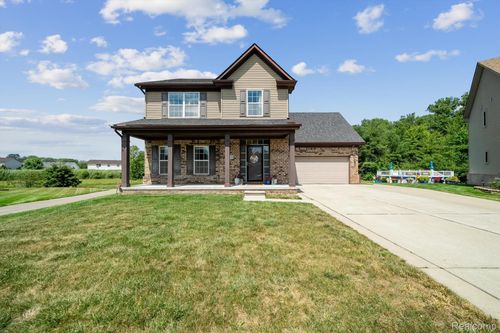 17256 Sunny Crest Ct, Brownstown Twp, MI, 48174-5931 | Card Image