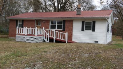 1309 Mitchell St, House other with 3 bedrooms, 1 bathrooms and null parking in Celina TN | Image 2