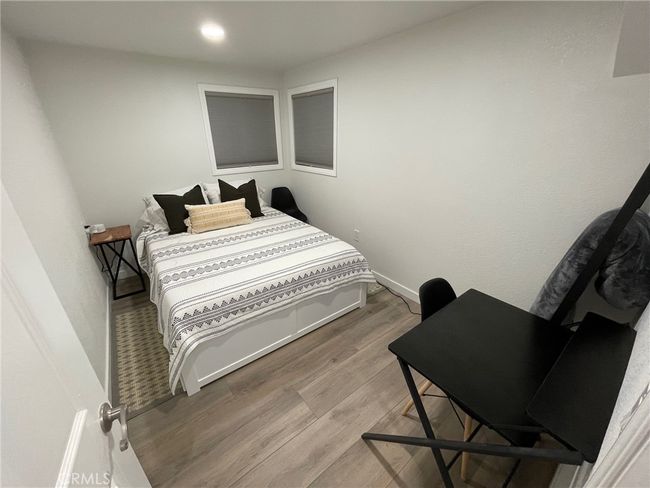 Bedroom downstairs | Image 5