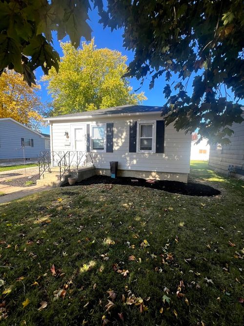 914 E Benton St, Morris, IL, 60450-2020 | Card Image