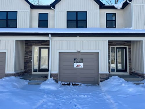 19-1980 S Shorewoods Ln, Holland, MI, 49423-4314 | Card Image