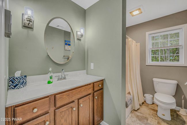 Bathroom | Image 25