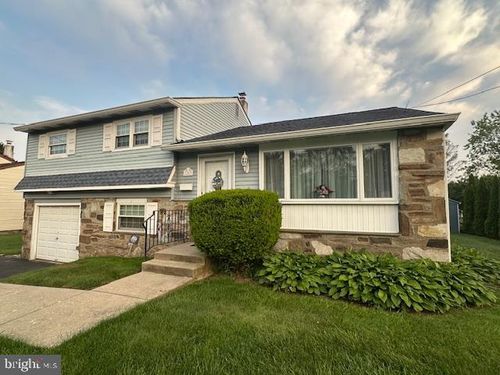 1253 Tulip Rd, WARMINSTER, PA, 18974-2153 | Card Image