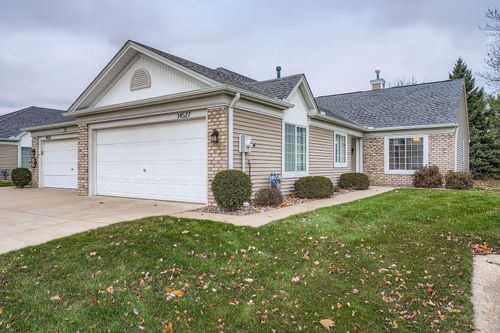 14527 Eureka Ct, Apple Valley, MN, 55124-5737 | Card Image