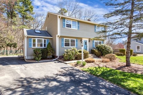 4 Independence Lane, Millis, MA, 02054 | Card Image