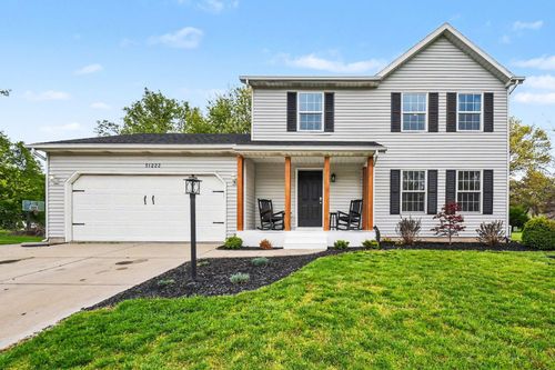 51222 Crooked Oak Dr, Granger, IN, 46530-8710 | Card Image