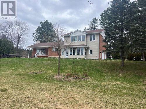27 Oja St, Naughton, ON, P0M2M0 | Card Image