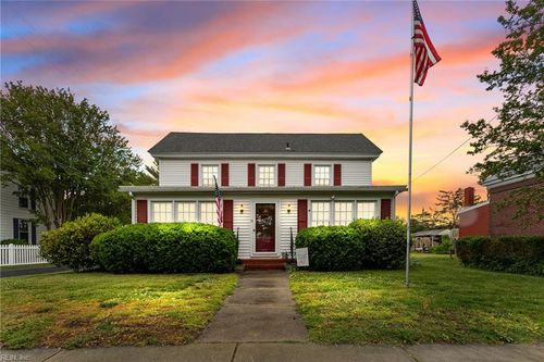 21 Main St, Wachapreague, VA, 23480 | Card Image