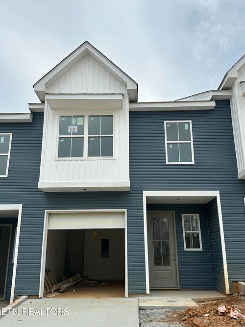 1726 Lateglow Way, Knoxville, TN, 37931-2791 | Card Image