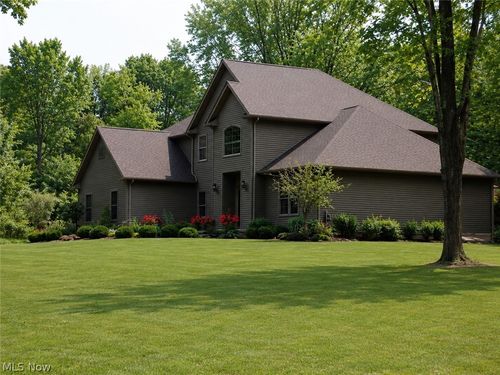 1829 State Route 7 Ne, Brookfield, OH, 44403-9760 | Card Image
