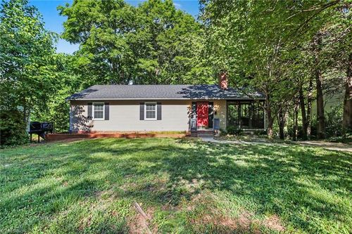 336 Lawndale Dr, Winston Salem, NC, 27104-4014 | Card Image