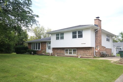 114 Rosemary Ave, Inverness, IL, 60010-5729 | Card Image