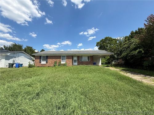 5410 Wichita Dr, Fayetteville, NC, 28303-3152 | Card Image