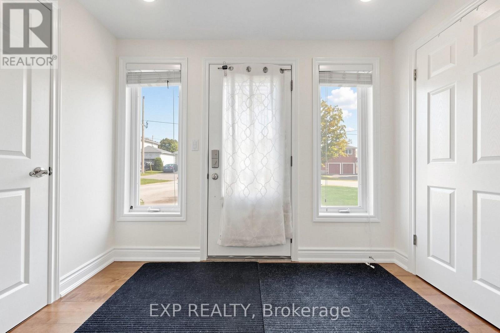 Residential in Georgina (Keswick South) 5