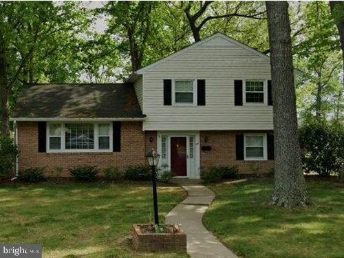 521 Laurel Ave, FREDERICKSBURG, VA, 22408-1580 | Card Image