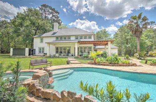 15508 Crown Oaks Dr, Montgomery, TX, 77316-9626 | Card Image