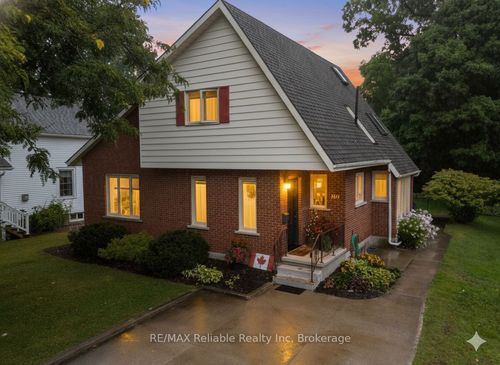 88 E William St, Seaforth, ON, N0K | Card Image