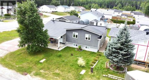 833 Des Rosiers St, Dubreuilville, ON, P0S1B0 | Card Image