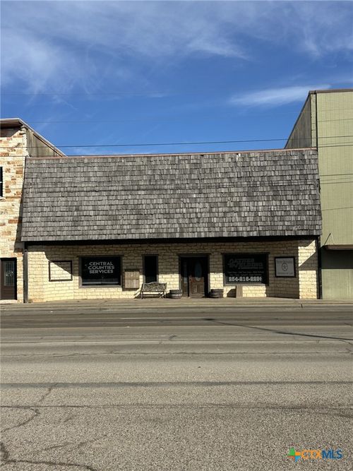 615 Main St, Gatesville, TX, 76528-1332 | Card Image