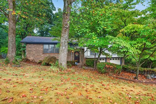 6410 Ridge Lake Rd, Hixson, TN, 37343-3443 | Card Image