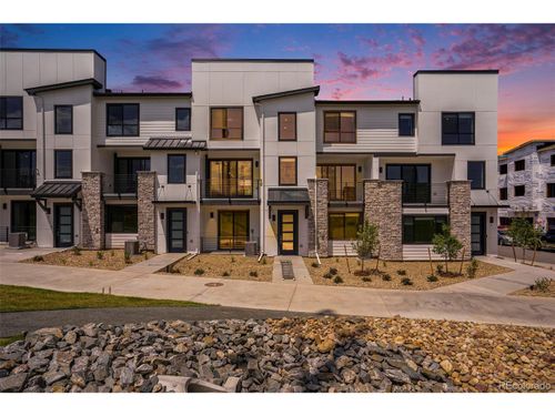 1-2076 S Holly St, Denver, CO, 80222-4884 | Card Image