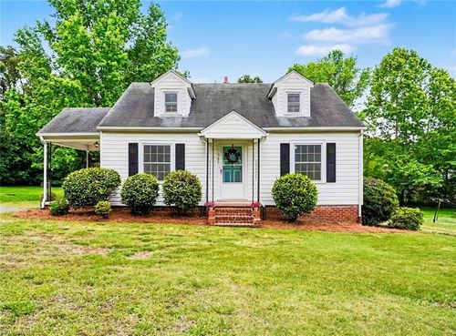735 Danwood St, Asheboro, NC, 27205-5954 | Card Image
