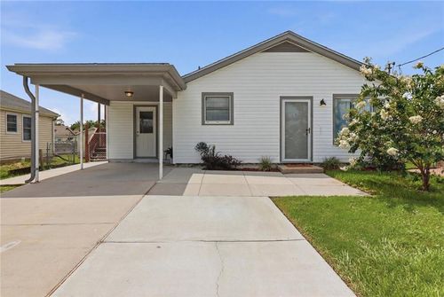 3213 Connecticut Ave, Kenner, LA, 70065-3630 | Card Image