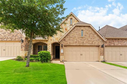 9010 Centennial Dr, Conroe, TX, 77384-3638 | Card Image