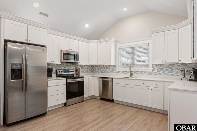 1410 Hill St, House other with 4 bedrooms, 3 bathrooms and null parking in Kill Devil Hills NC | Image 10