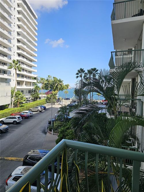 apt-316-1408 Brickell Bay Dr, Miami, FL, 33131-3665 | Card Image