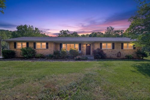 906 Riverside Cir, Celina, TN, 38551-4219 | Card Image