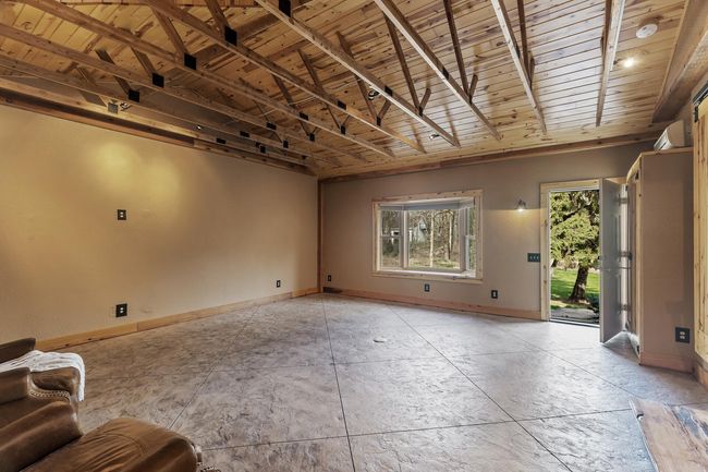 Main floor living room! | Image 20