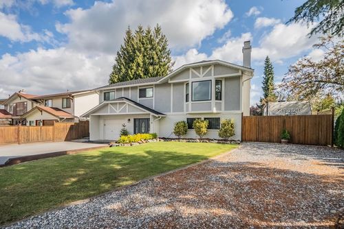9210 212a St, Langley, BC, V1M2B9 | Card Image