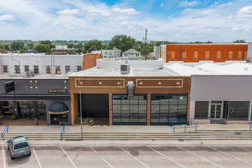210 S Commercial Ave, Coleman, TX, 76834-4212 | Card Image
