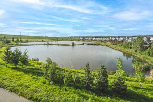 1208-42 Cranbrook Gardens Se, Calgary, AB, T3M3N9 | Card Image
