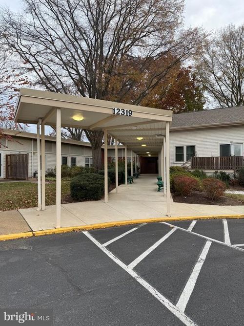 apt-s26-12319 Stonehaven Ln, Bowie, MD, 20715-3162 | Card Image