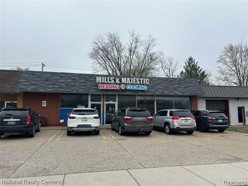 15210 Middlebelt Rd, Livonia, MI, 48154-4035 | Card Image