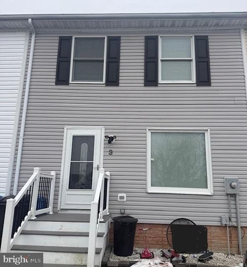 3 Courtland St, TANEYTOWN, MD, 21787-2236 | Card Image
