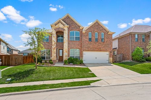 1104 Bentley Dr, Roanoke, TX, 76262-7407 | Card Image