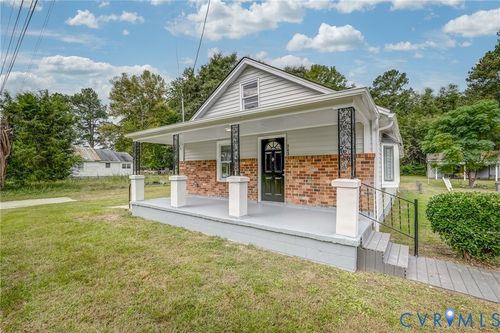 543 Easter St, Emporia, VA, 23847-2287 | Card Image