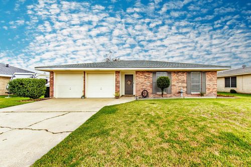 2916 Creole Dr, Houma, LA, 70364-1916 | Card Image