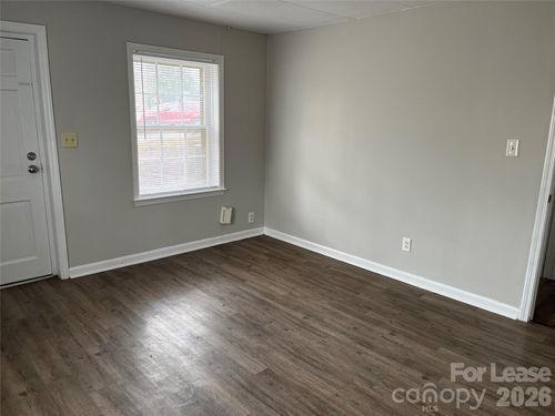 350 N 6th St, Albemarle, NC, 28001-4208 | Card Image
