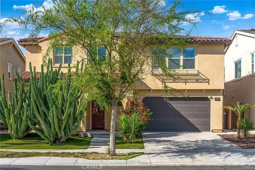 3035 E Oak Knoll Loop, Ontario, CA, 91761-3872 | Card Image