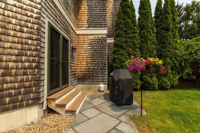 UNIT-4 - 162 Mill Pond Way, Condo with 3 bedrooms, 3 bathrooms and null parking in Portsmouth NH | Image 16