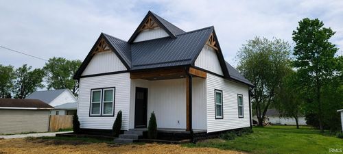 59 8th St Se, Linton, IN, 47441-2031 | Card Image